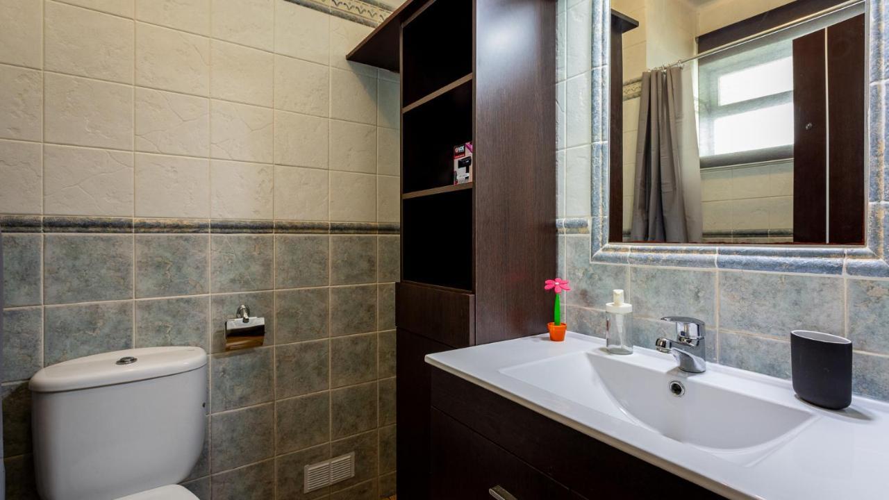 Charming 1 Bedroom Apartment In Portimao By Lovelystay Exterior photo